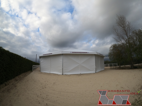 Copertura circolare per giostra equestre